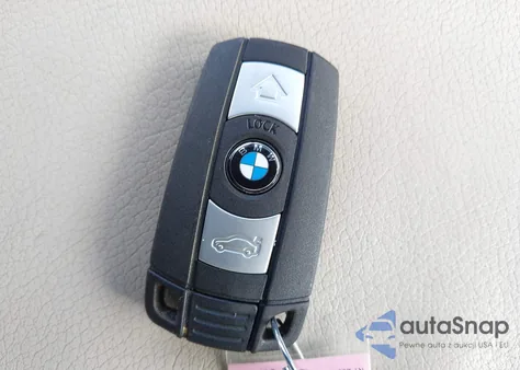 2015 BMW X1 xDrive28I из США, поврежденный, VIN WBAVL1C50FVY41397